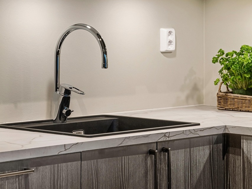 Frameless Cabinets With Shaker Doors