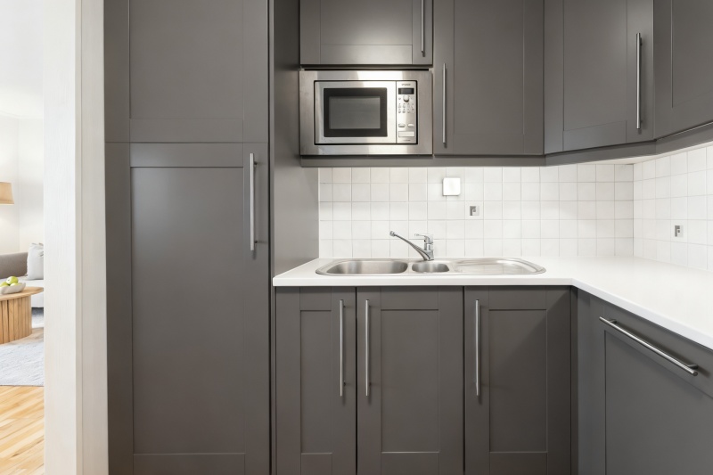 Raised panel Shaker cabinet doors Raised panel Shaker cabinet doors