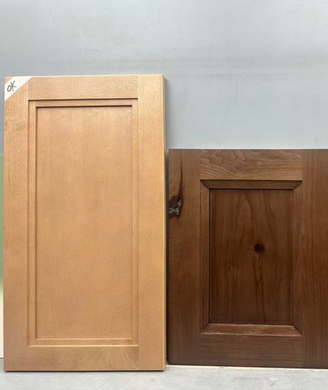 Contemporary Black and White Kitchen