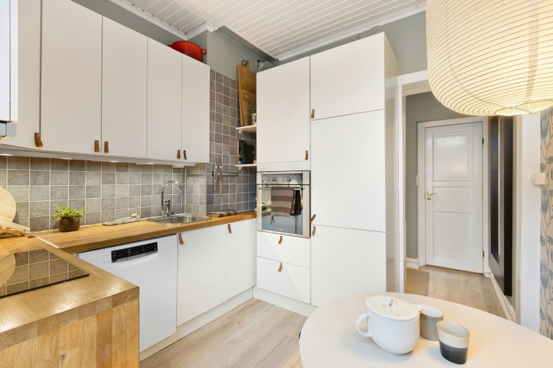 Customizable white frameless cabinet designs