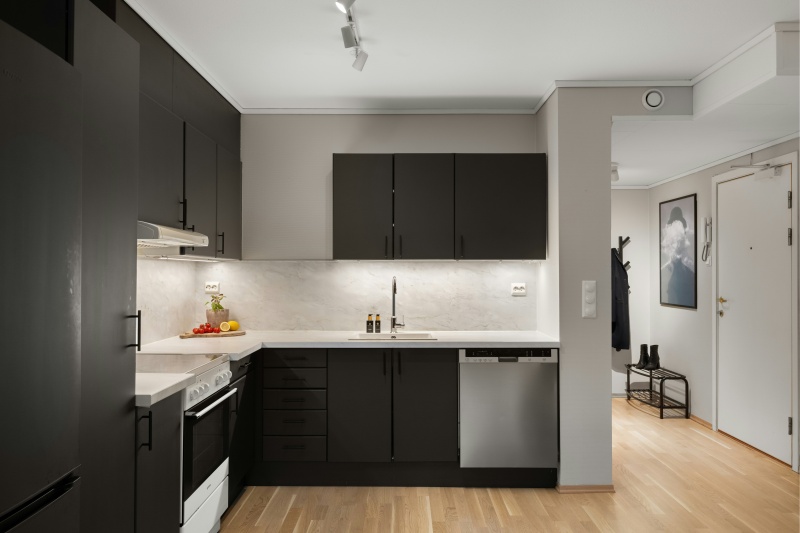 What Sheen of Paint Is Best for Cabinets?