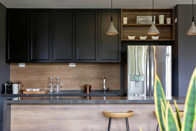 Sleek and stylish kitchen cabinets