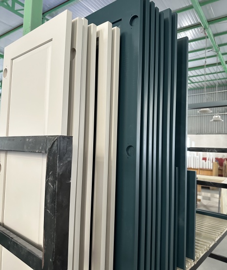 Wooden Green Slim Shaker Cabinet Doors