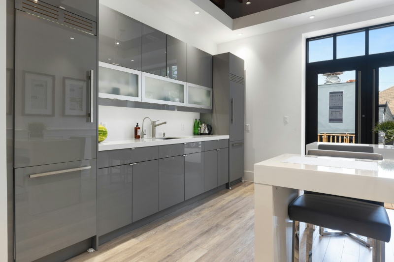 Difference in sheen levels for cabinets