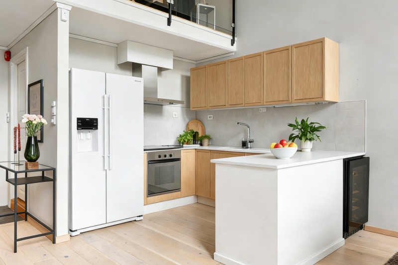 Selecting ideal spot for shaker cabinet pulls