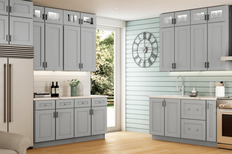 Knobs and pulls coordination tips
