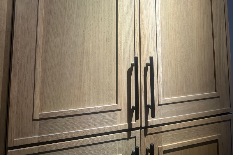 Low-cost substitutes for oak appearance Low-cost substitutes for oak appearance