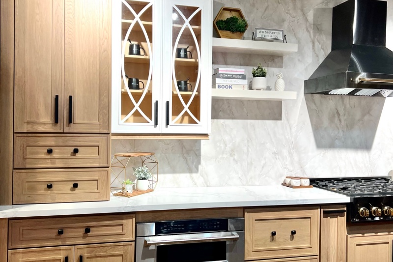 Avoiding discoloration in oak cabinets Avoiding discoloration in oak cabinets