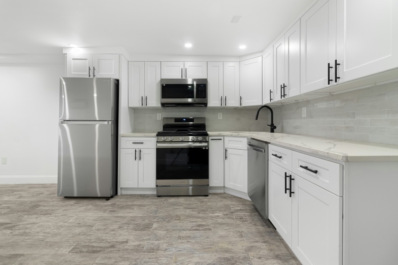 How to Make White Kitchen Cabinets Pop?