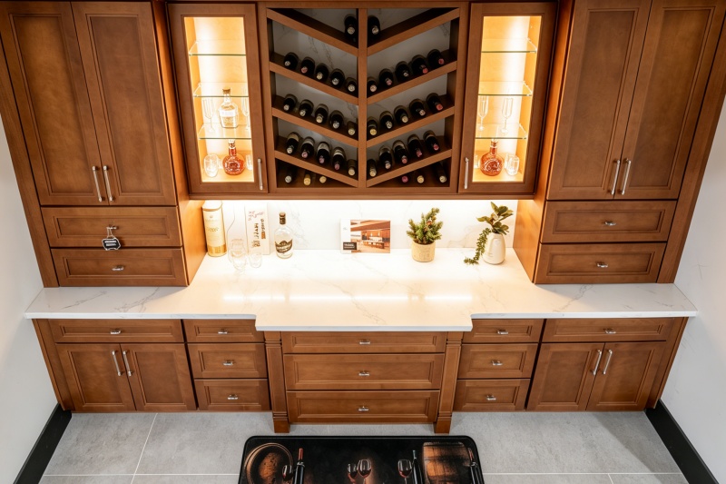 Luxurious Walnut Finished Cabinet Ensemble Luxurious Walnut Finished Cabinet Ensemble