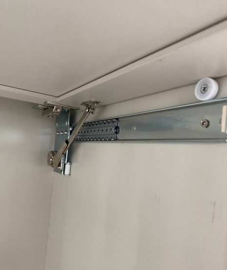 Shaker style cabinet hardware options