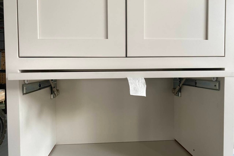Inset cabinet customization for modern kitchens Inset cabinet customization for modern kitchens