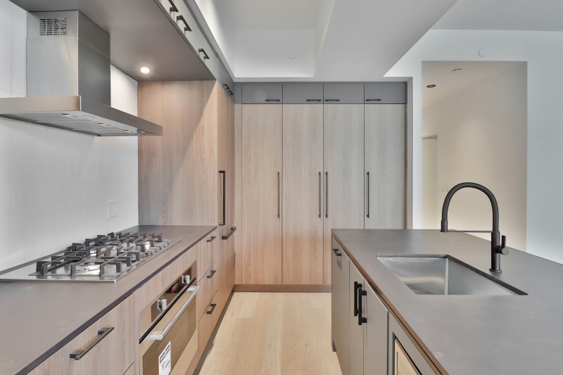 Do Flat Panel Cabinets Have to Be Solid Wood?
