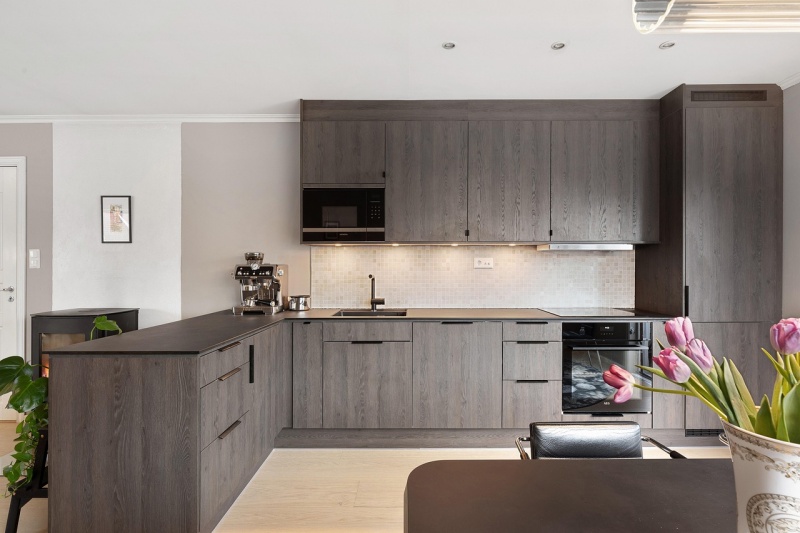 Dark wood cabinetry in contemporary homes Dark wood cabinetry in contemporary homes