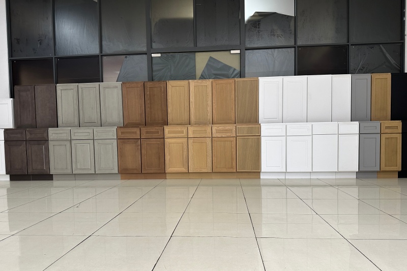 Affordable tailor-made kitchen cabinetry Affordable tailor-made kitchen cabinetry