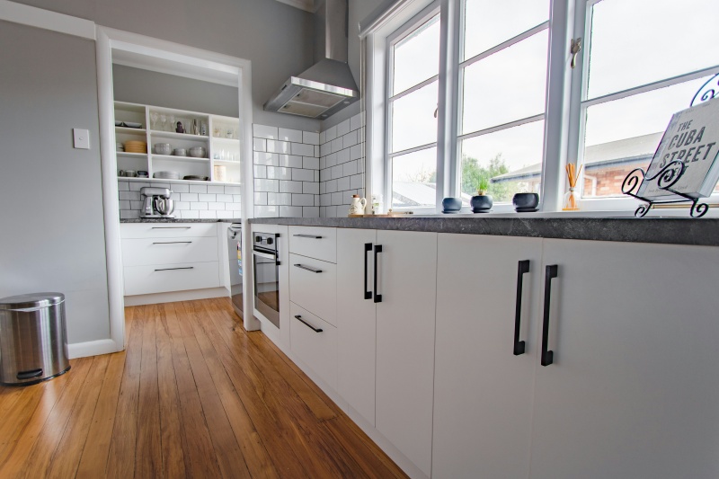Premium quality kitchen cabinets construction