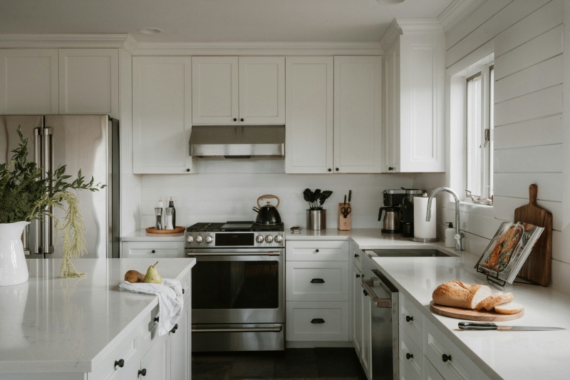 Easy assembly white MDF cupboards Easy assembly white MDF cupboards