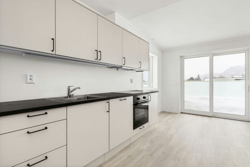 Premium quality modern cabinetry solutions Premium quality modern cabinetry solutions