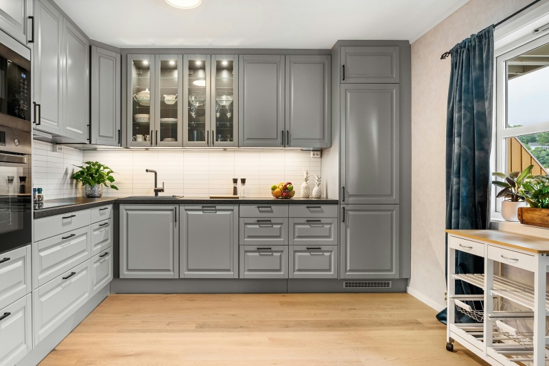 Integrated modular kitchen appliance storage Integrated modular kitchen appliance storage