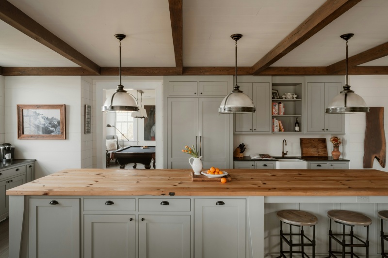 What Are the Benefits of Using Plywood for Kitchen Cabinets?