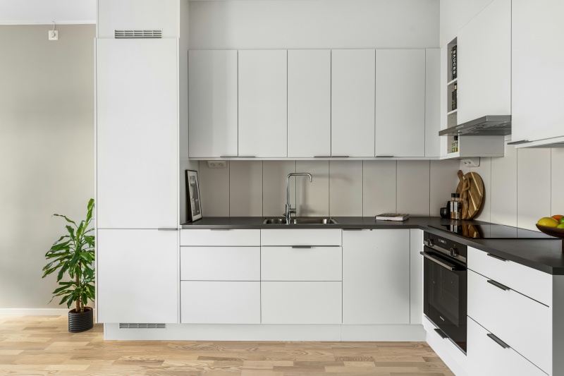 Contemporary tab edge pull cabinets Contemporary tab edge pull cabinets