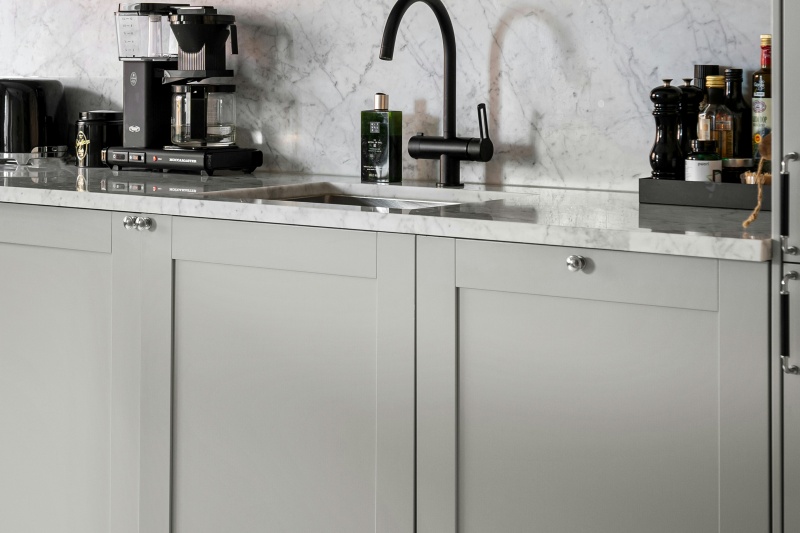 Customizable Shaker cabinets knob options Customizable Shaker cabinets knob options