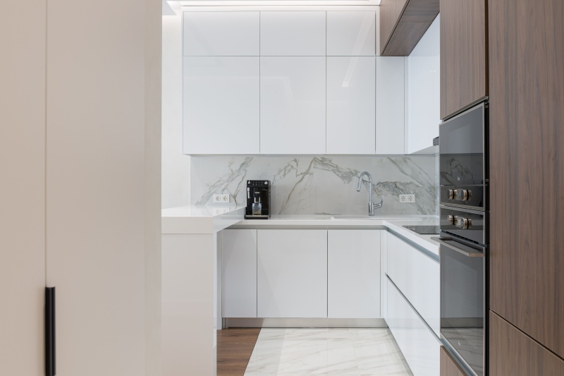 Furniture production with OVVO connectors